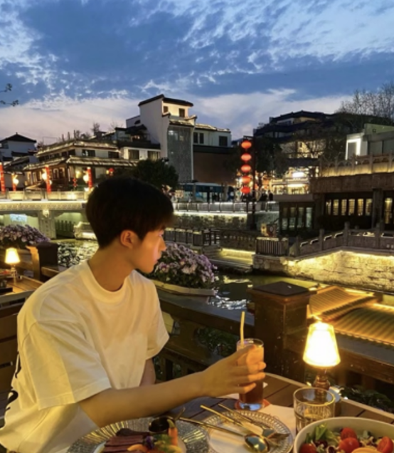 截屏2023-10-24 09.32.08.png